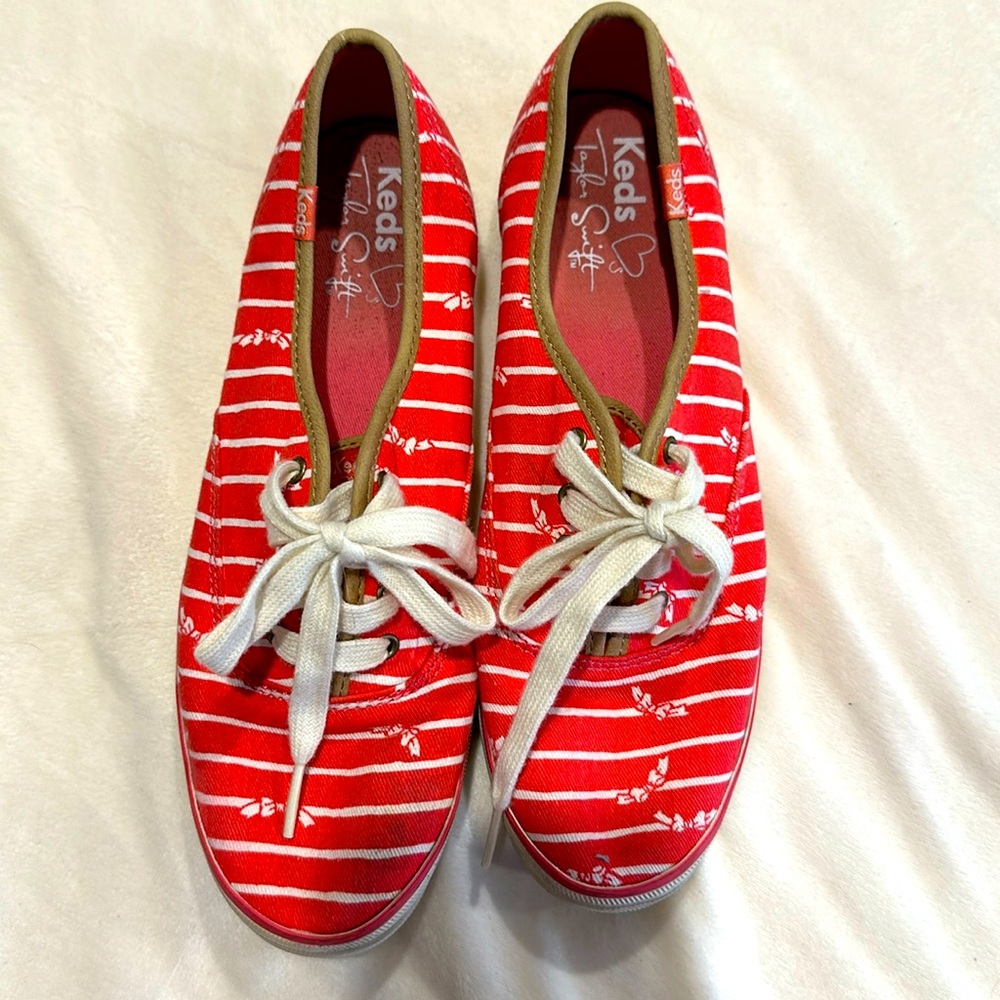 Taylor Swift Pink bow Keds size 8